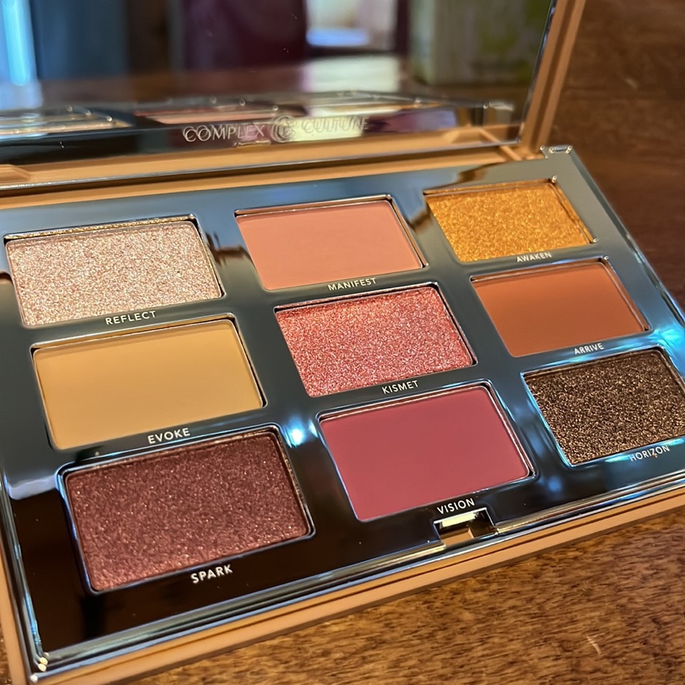 Complex culture eyeshadow palette